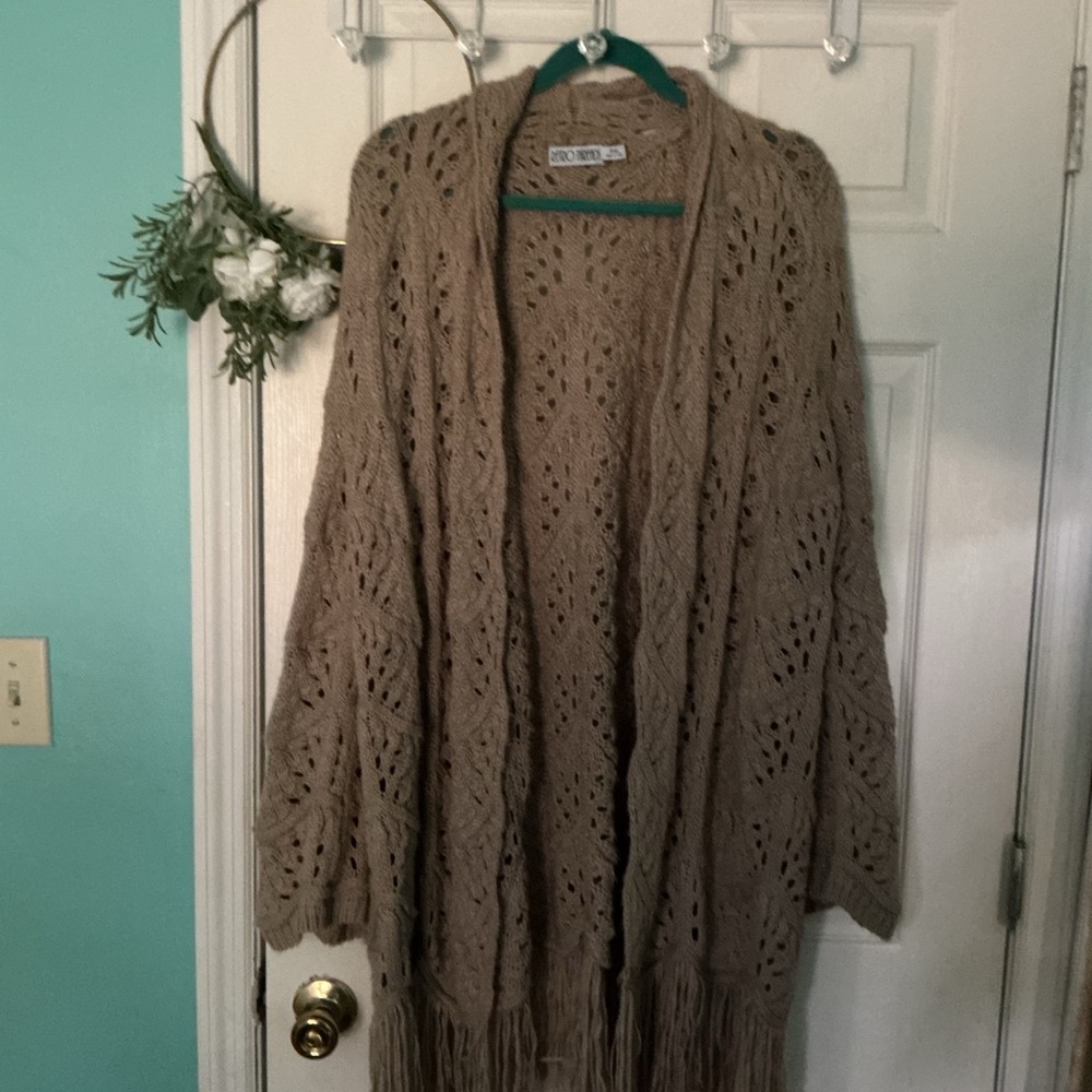 Retro Threads Crochet Sweater - Picture 11 of 11